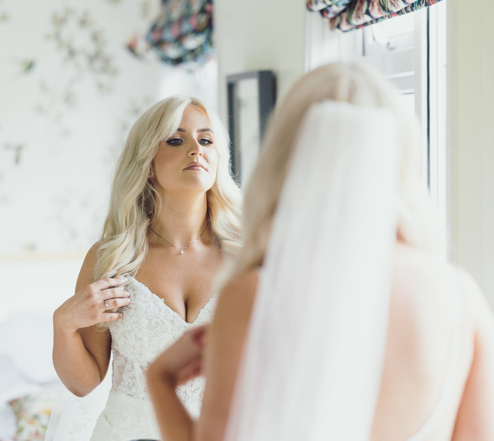 Beautiful wedding portraits at Gougane Barra, Cork, with scenic views – JOD Photography