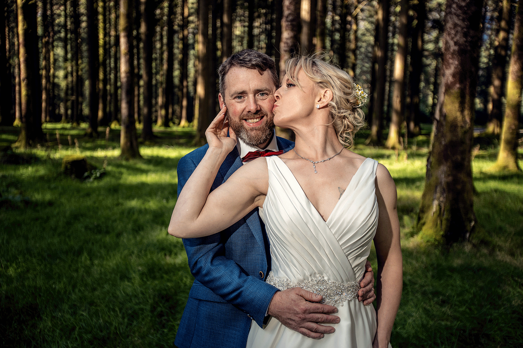 Bride and groom posing in the gardens of Ballyseedy Castle, Tralee, JOD'Photography