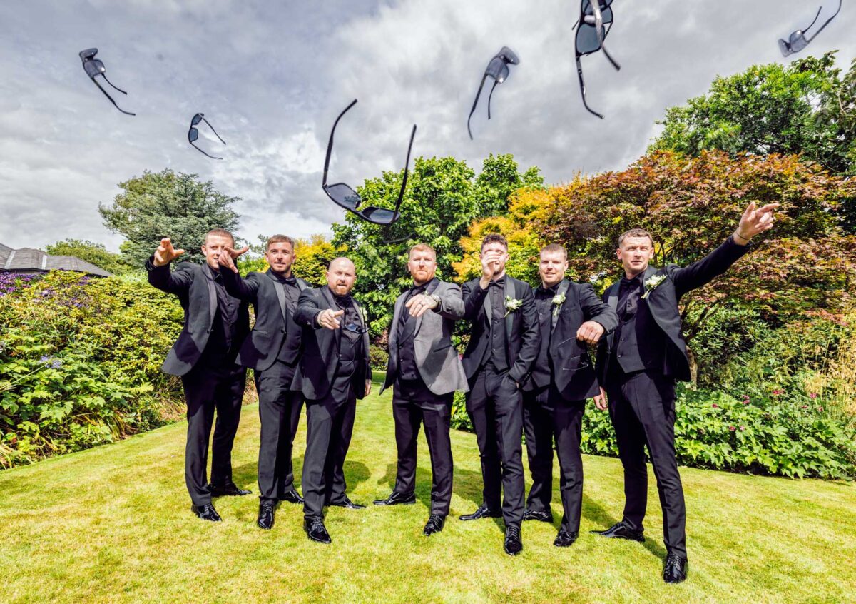 Intimate wedding ceremony with close family and friends – JOD Photography