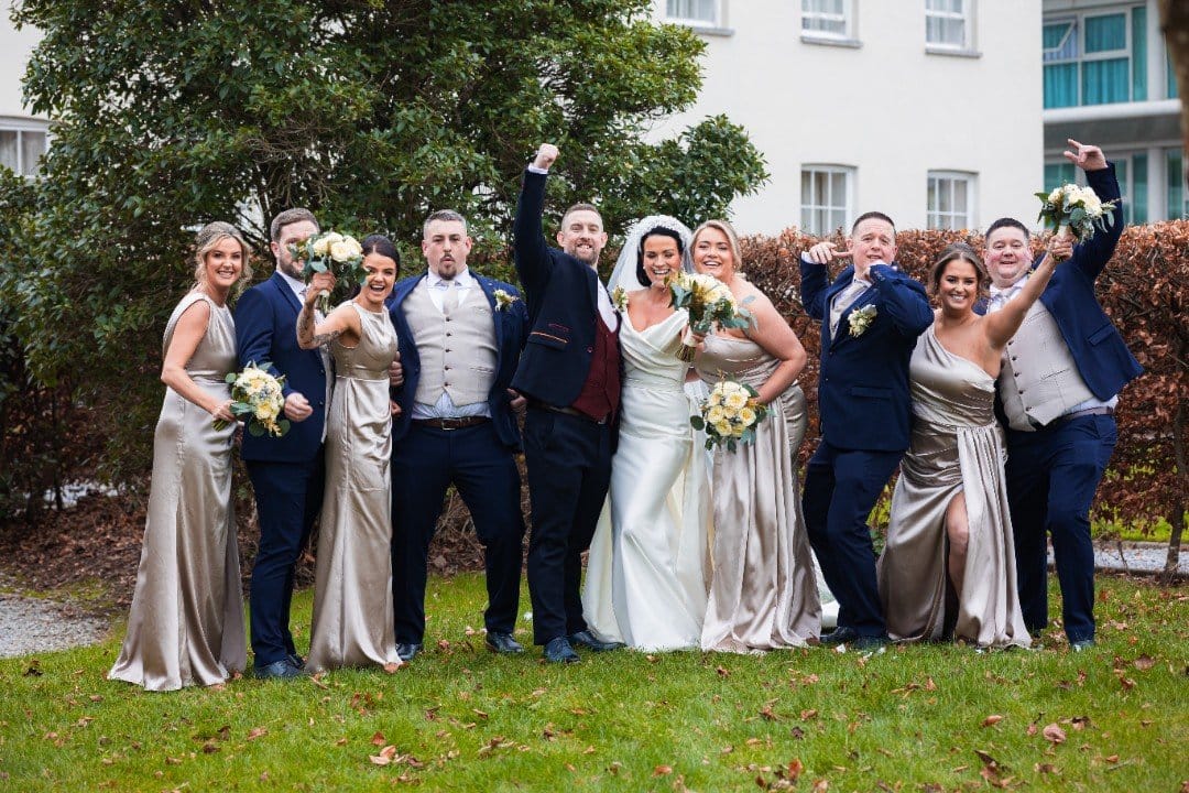 Newlyweds in the garden at Radisson Blu Hotel & Spa, Cork – JOD Photography