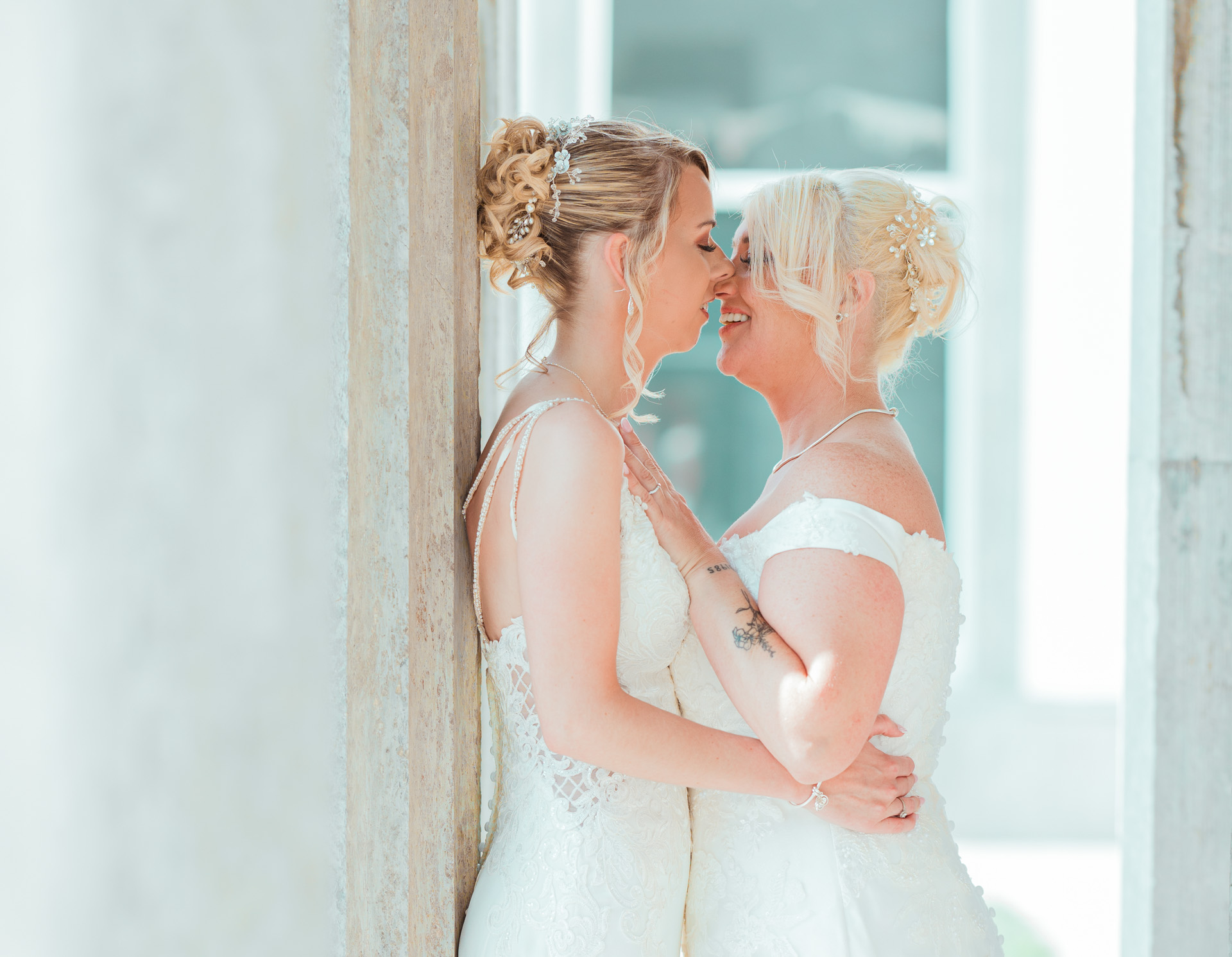 Same sex wedding in cork two women share a passionate moment at Fota Gardens Cork- JOD'Photography