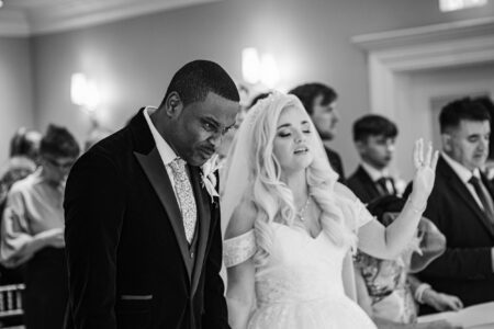 Christian wedding sing songs of praise - JOD'Photography
