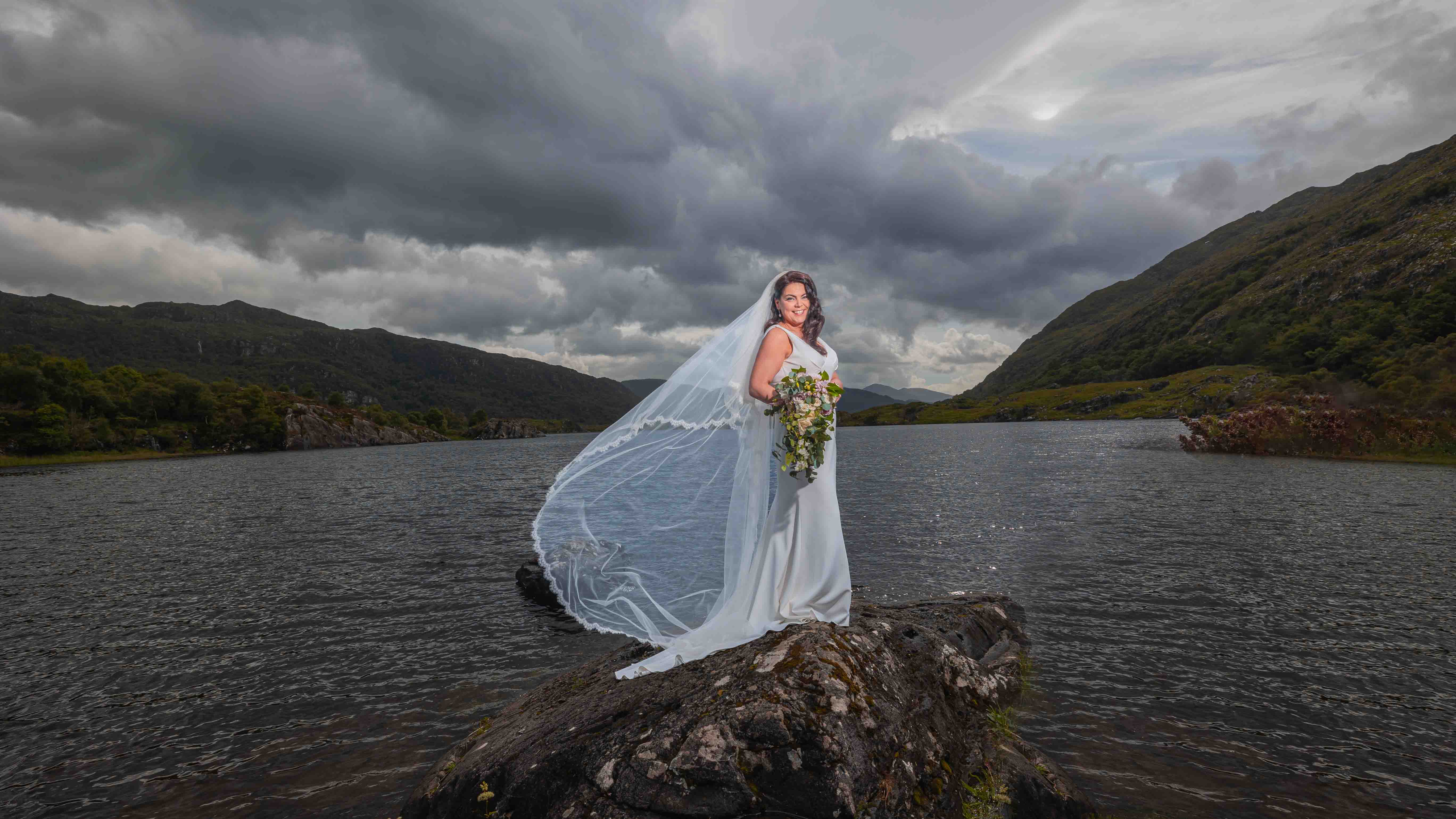 Natural and relaxed wedding photography Cork​