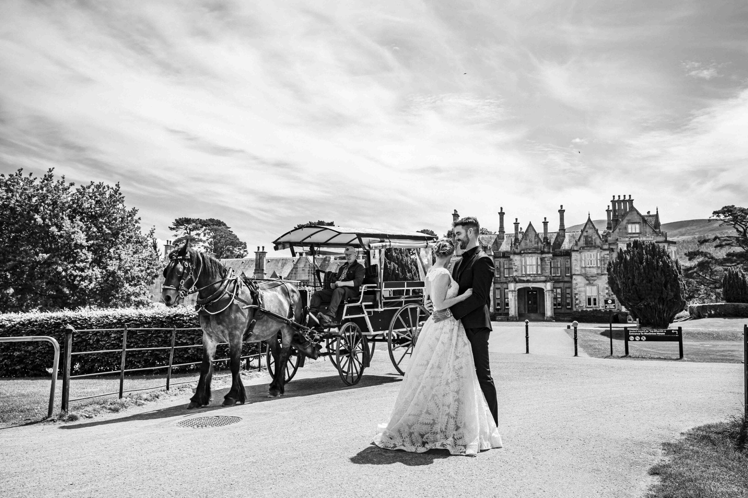 Couple sharing a quiet moment at Muckross Abbey – JOD'Photography