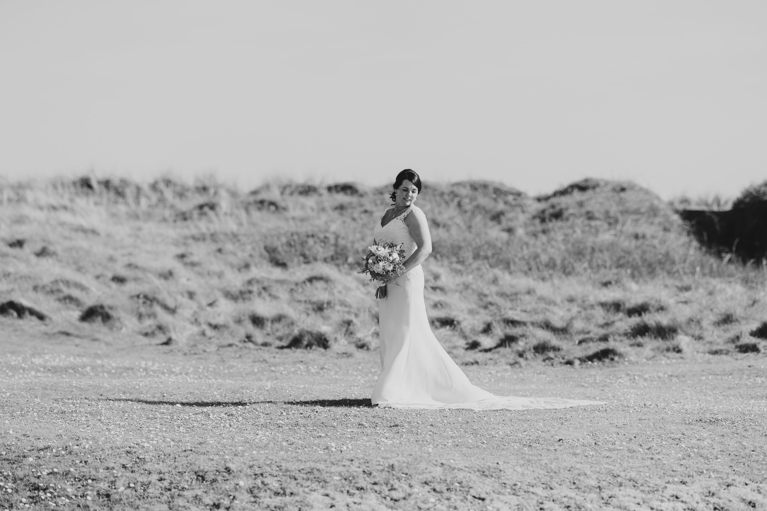 Group wedding photo with family and friends at Celtic Ross Hotel – JOD’Photography