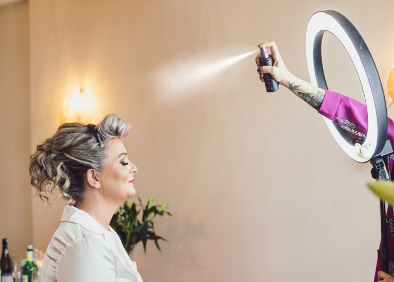 Documentary wedding moment captured by the sea – JOD Photography