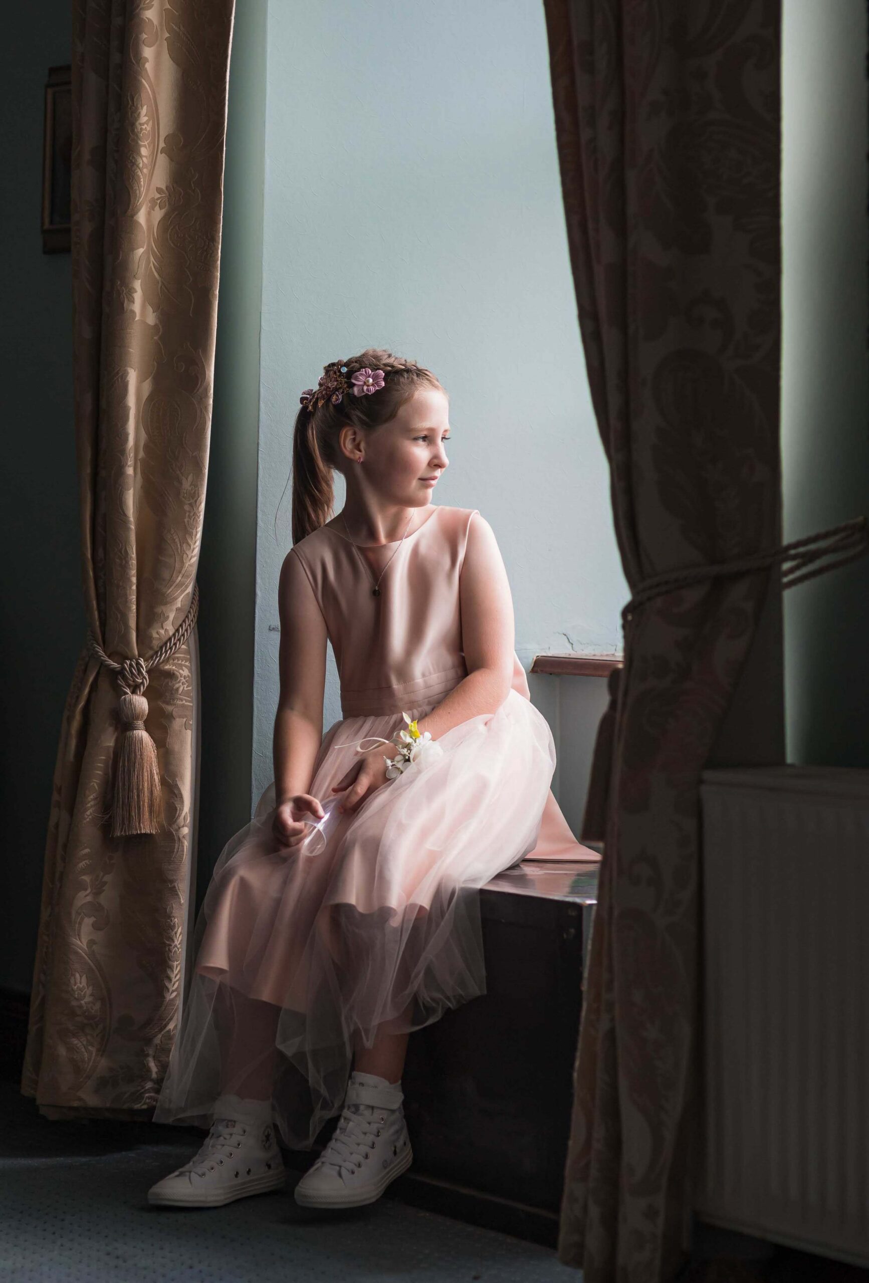 Clifftop wedding portraits overlooking Old Head Kinsale — JOD Photography