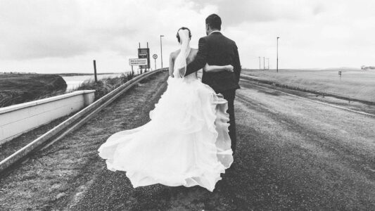 Natural connection between couple on wedding day — JOD Photography