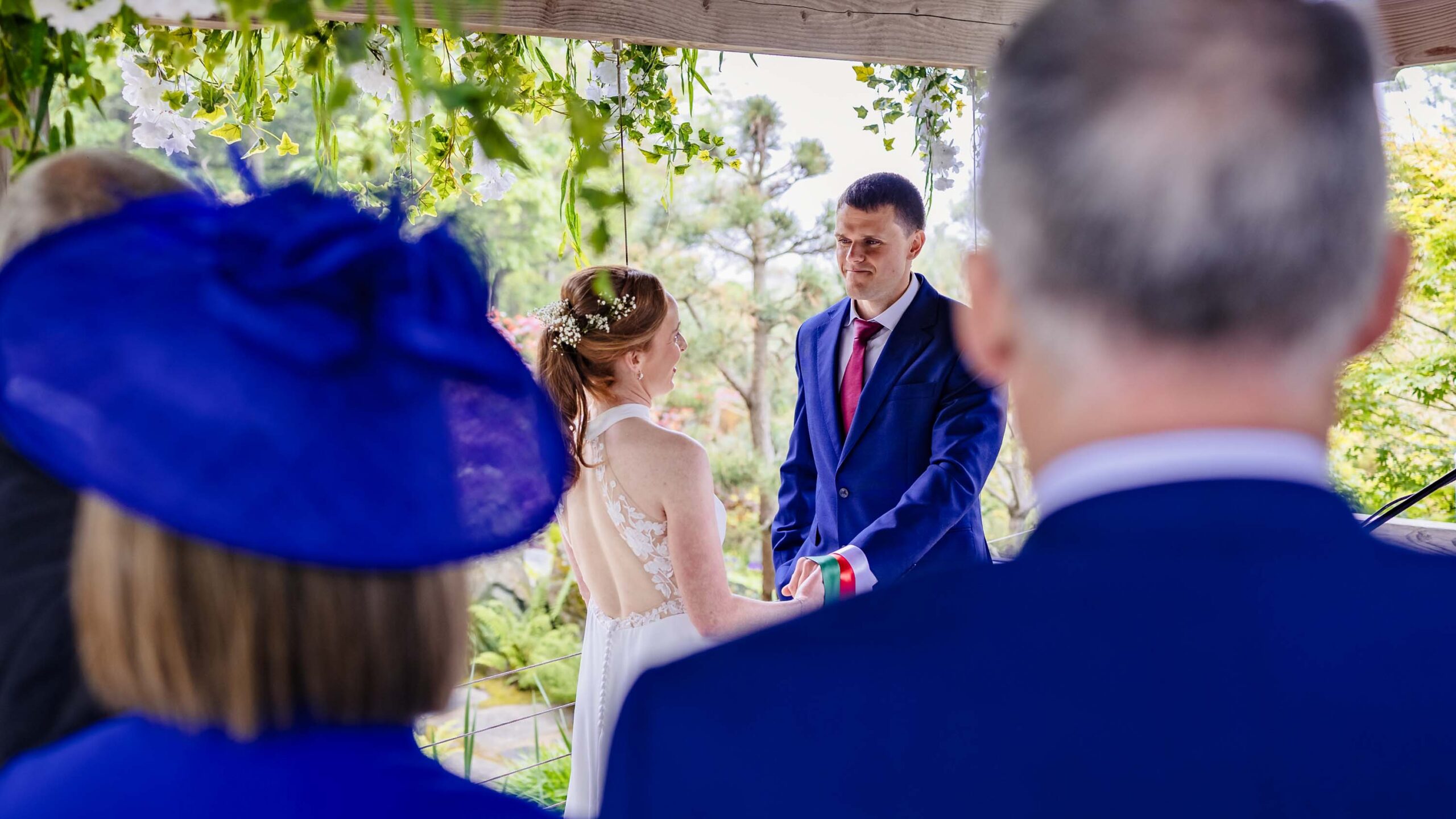Emotional wedding moments during Irish ceremony