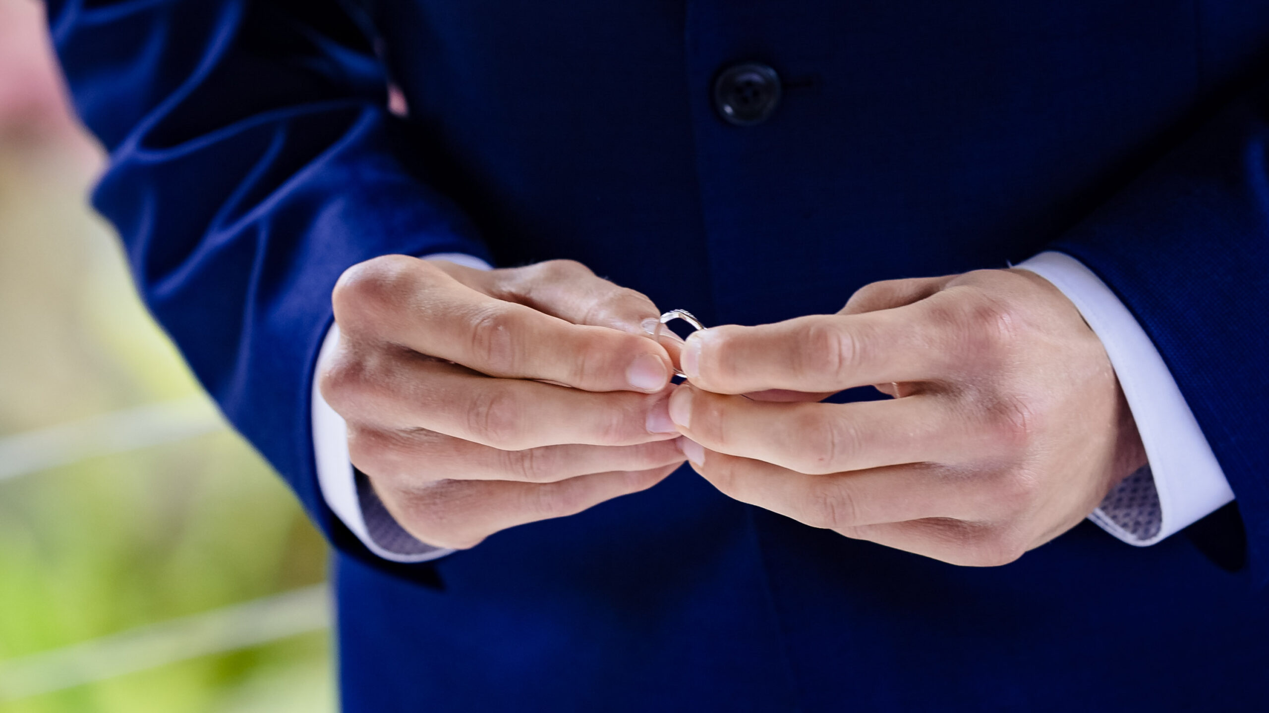Relaxed wedding atmosphere at Japanese Gardens