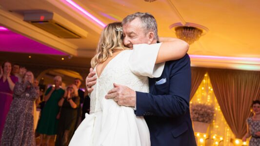 relaxed irish wedding photography at devon inn