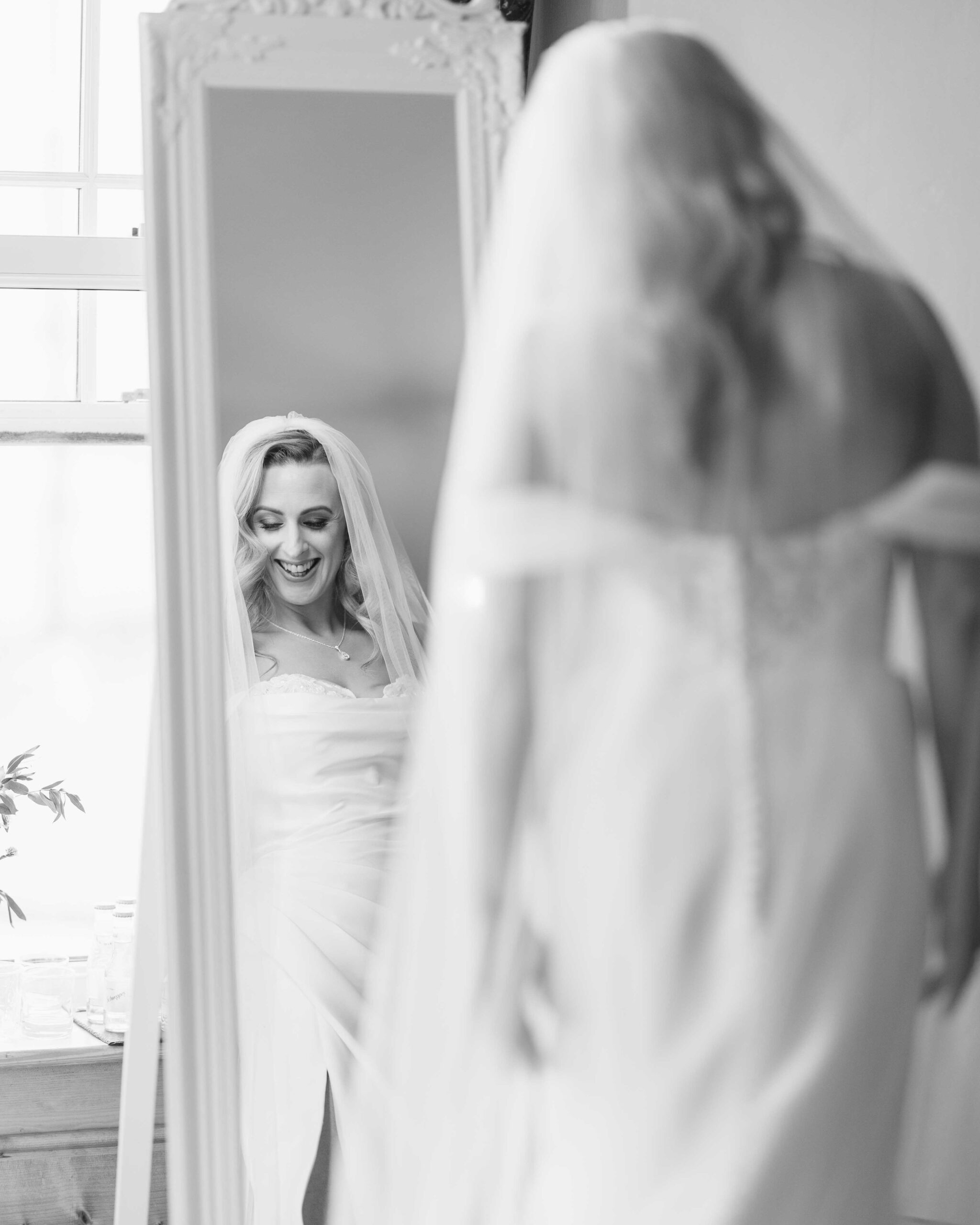 candid wedding photography ireland valentia island coastline – JOD Photography