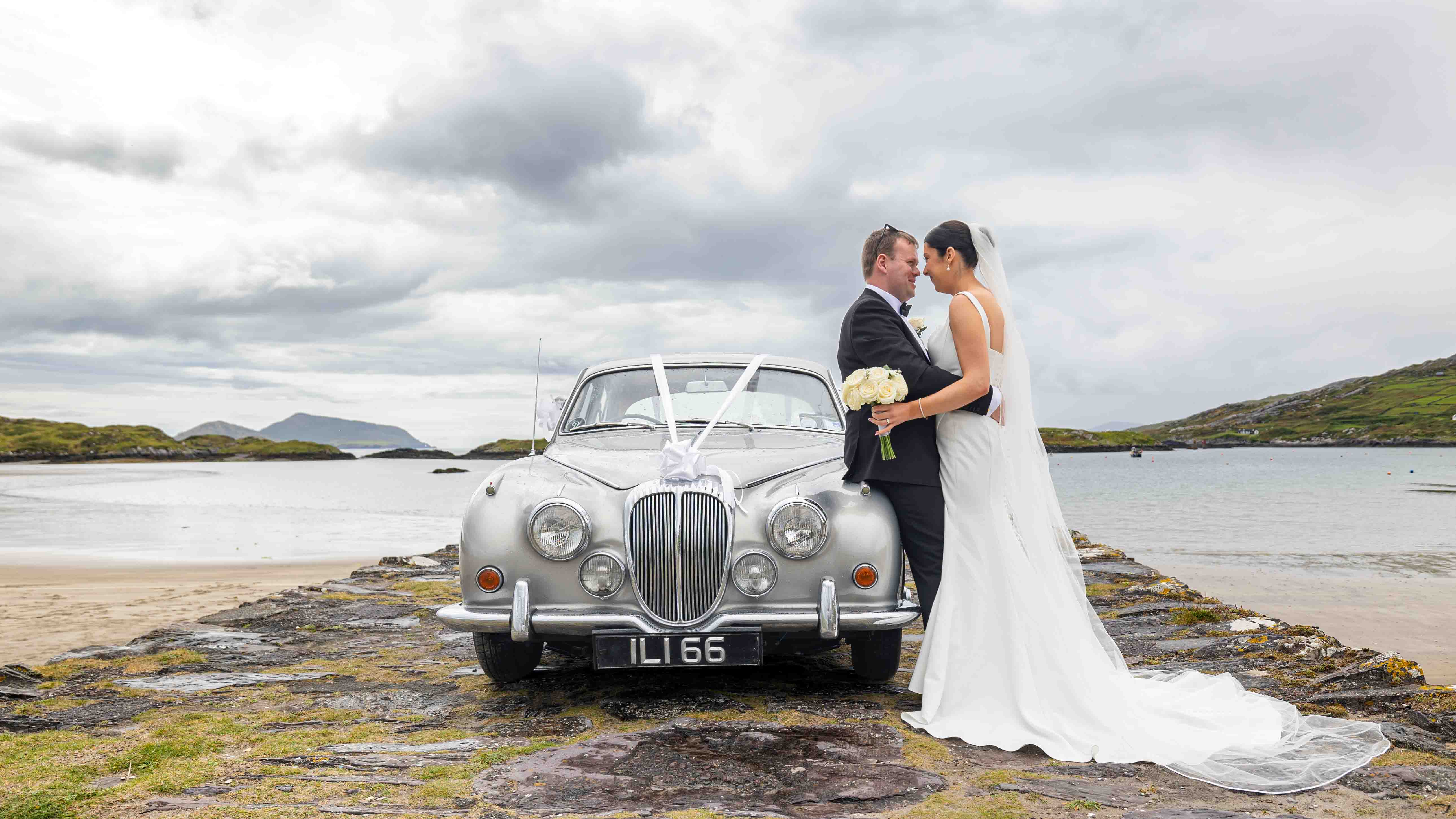 Confetti moments outside Kerry wedding church – JOD Photography