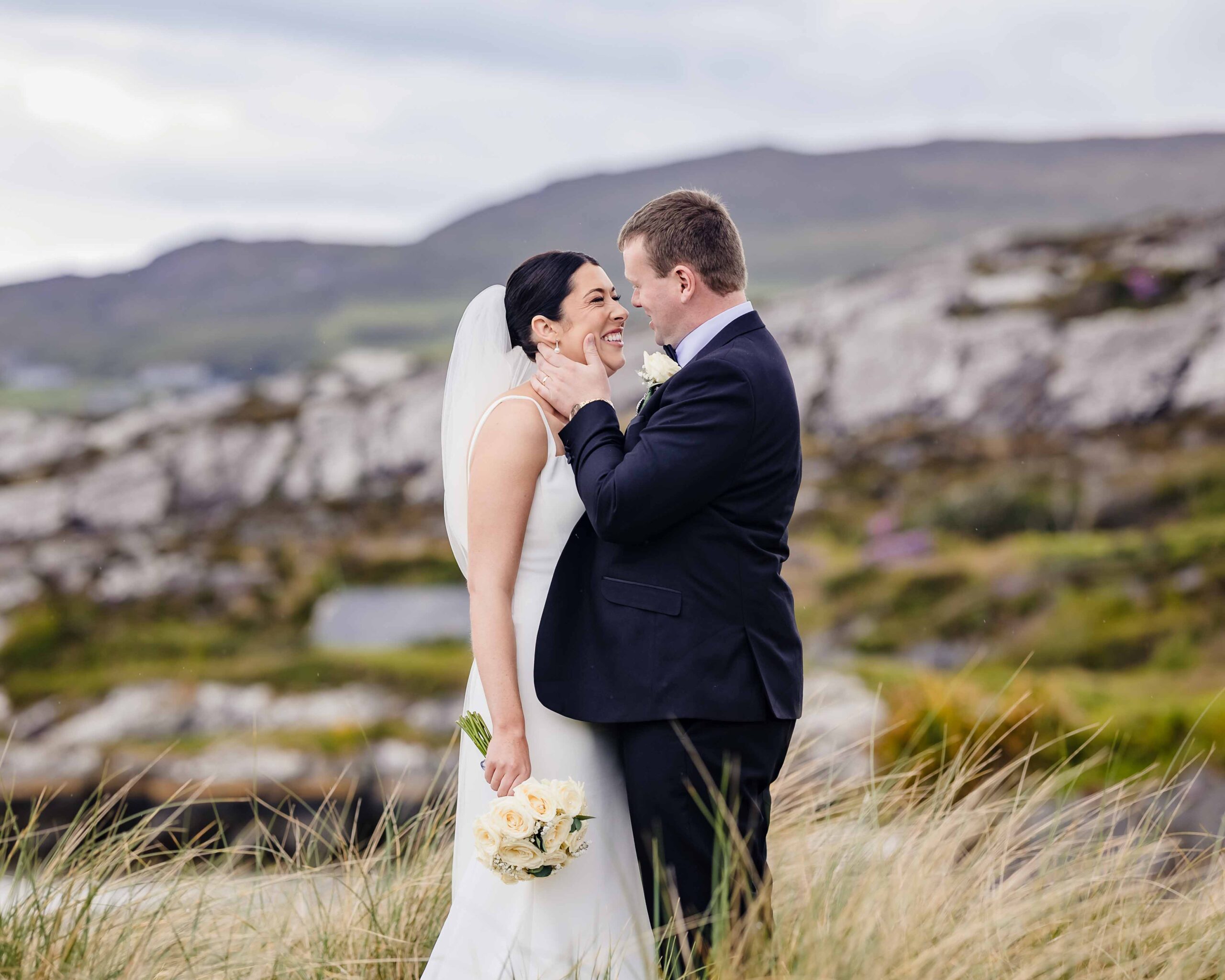 Windy and romantic wedding photos by Kerry coastline – JOD Photography