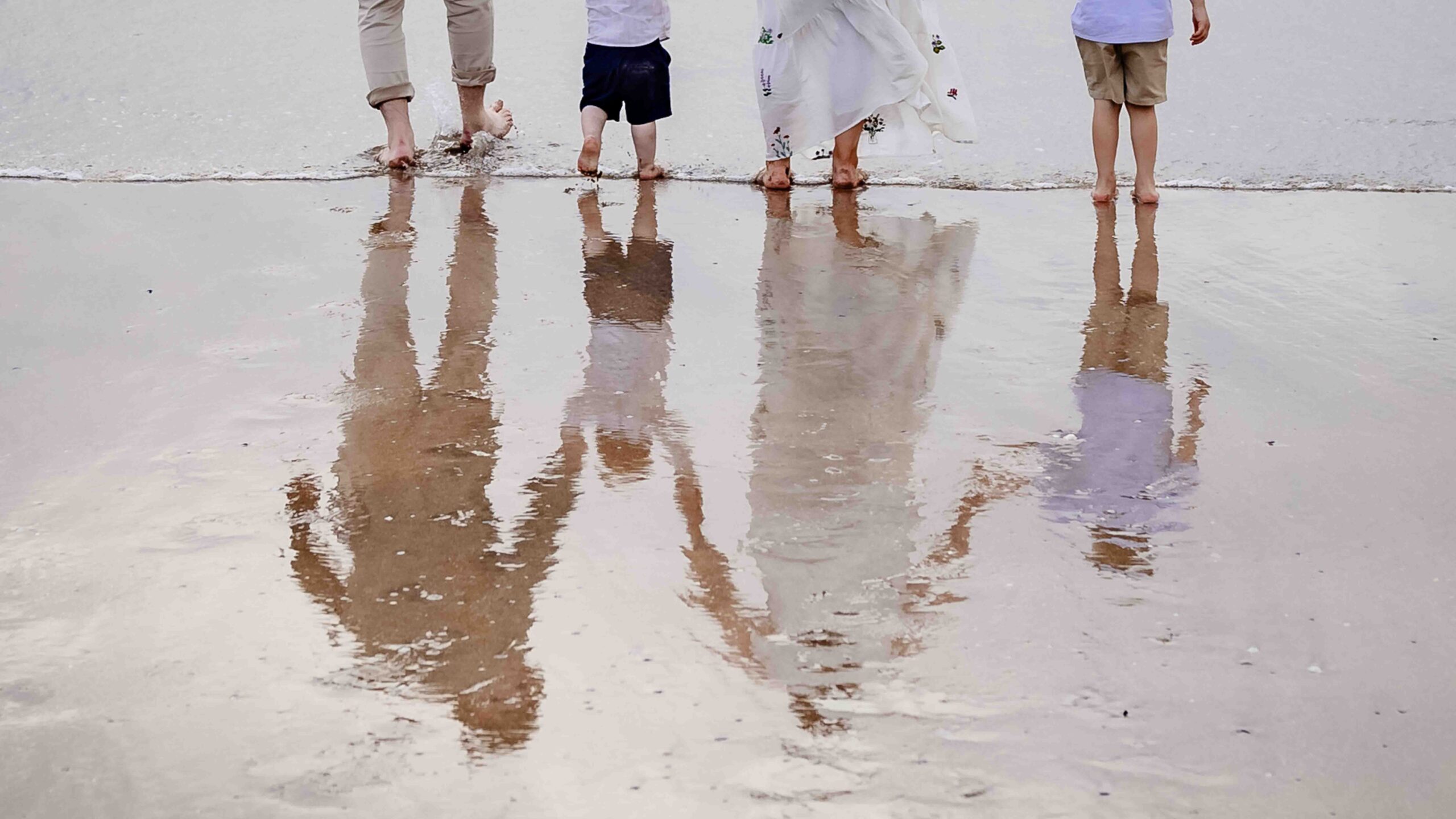 Wild Irish elopement photography among the mountains and beaches of Kerry | JOD Photography