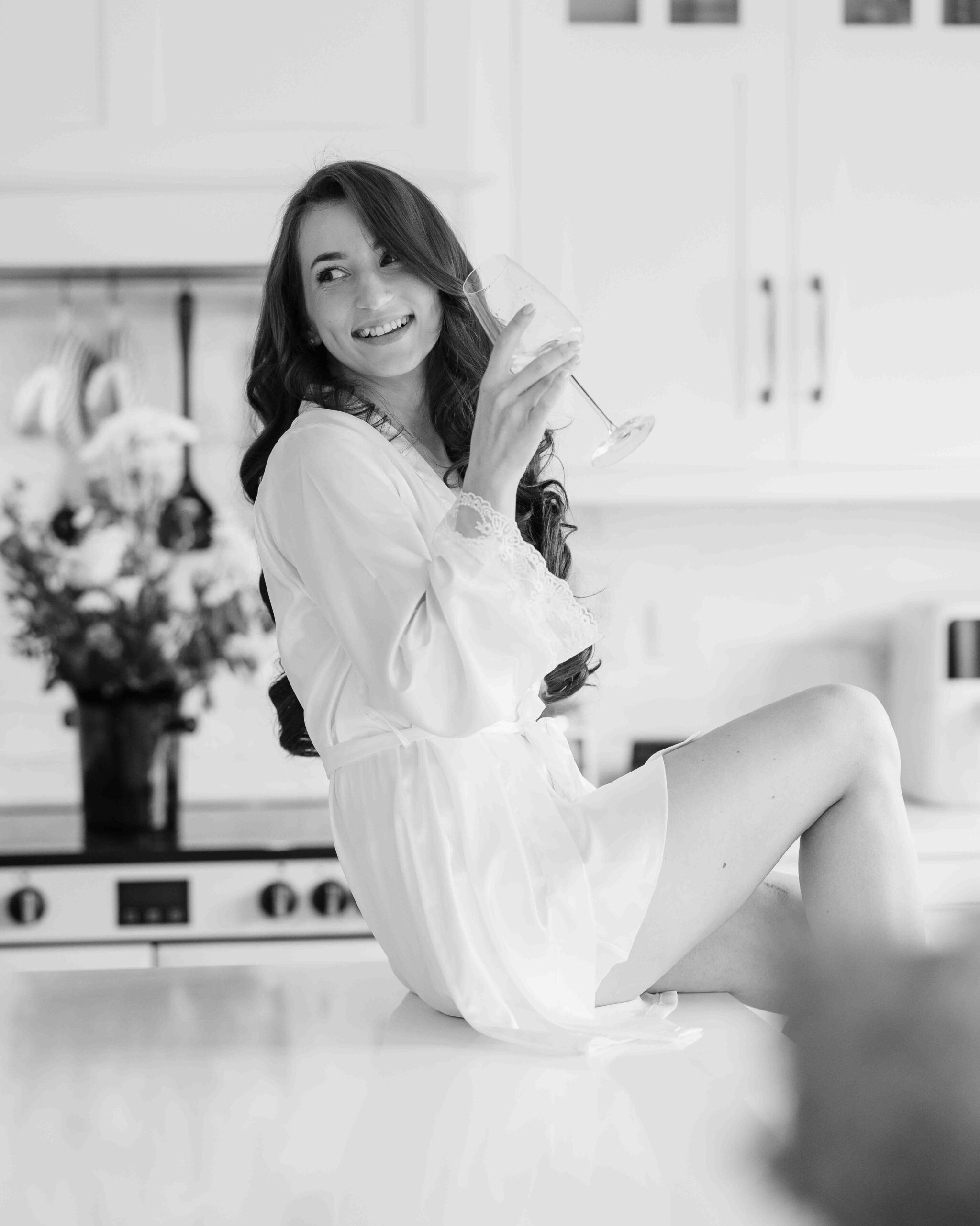 Andzelika getting ready on the morning of her Ballyvolane House wedding in Cork – JOD Photography