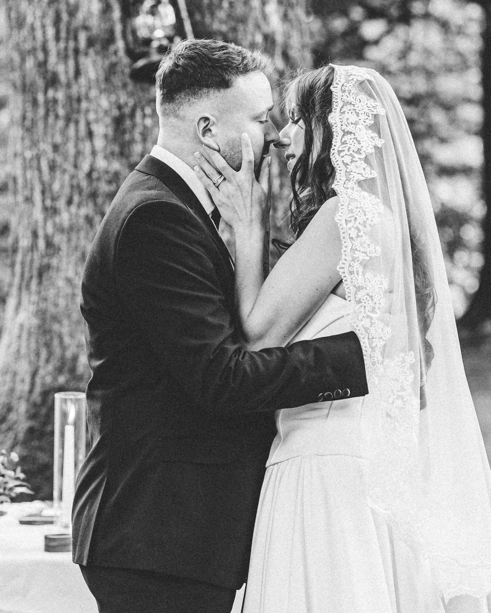Andzelika and Evan laughing together during their wedding portraits – JOD Photography
