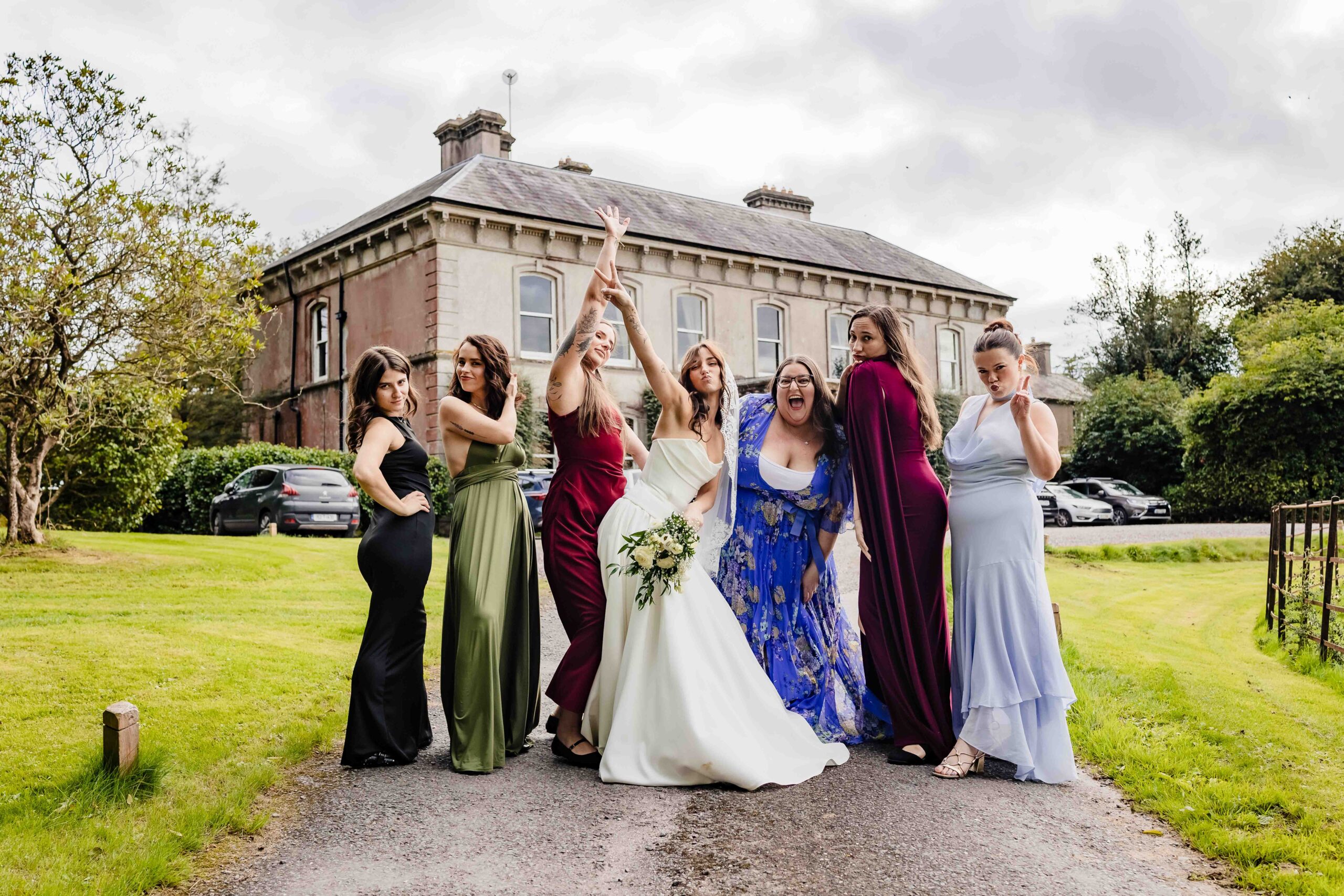Guests celebrating Andzelika and Evan after their Ballyvolane House ceremony – JOD Photography