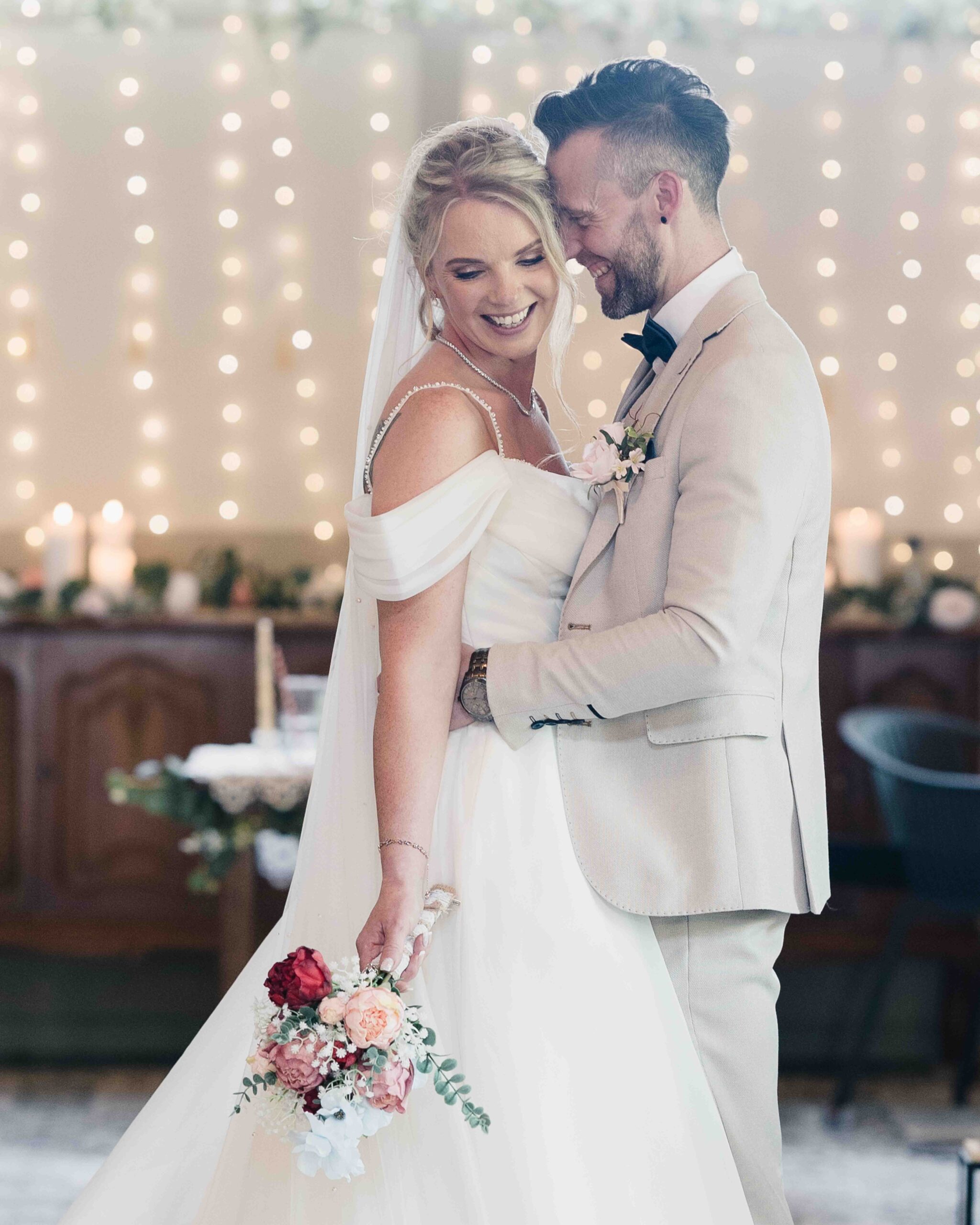 Relaxed bridal preparations before a summer wedding in Tyrrellspass