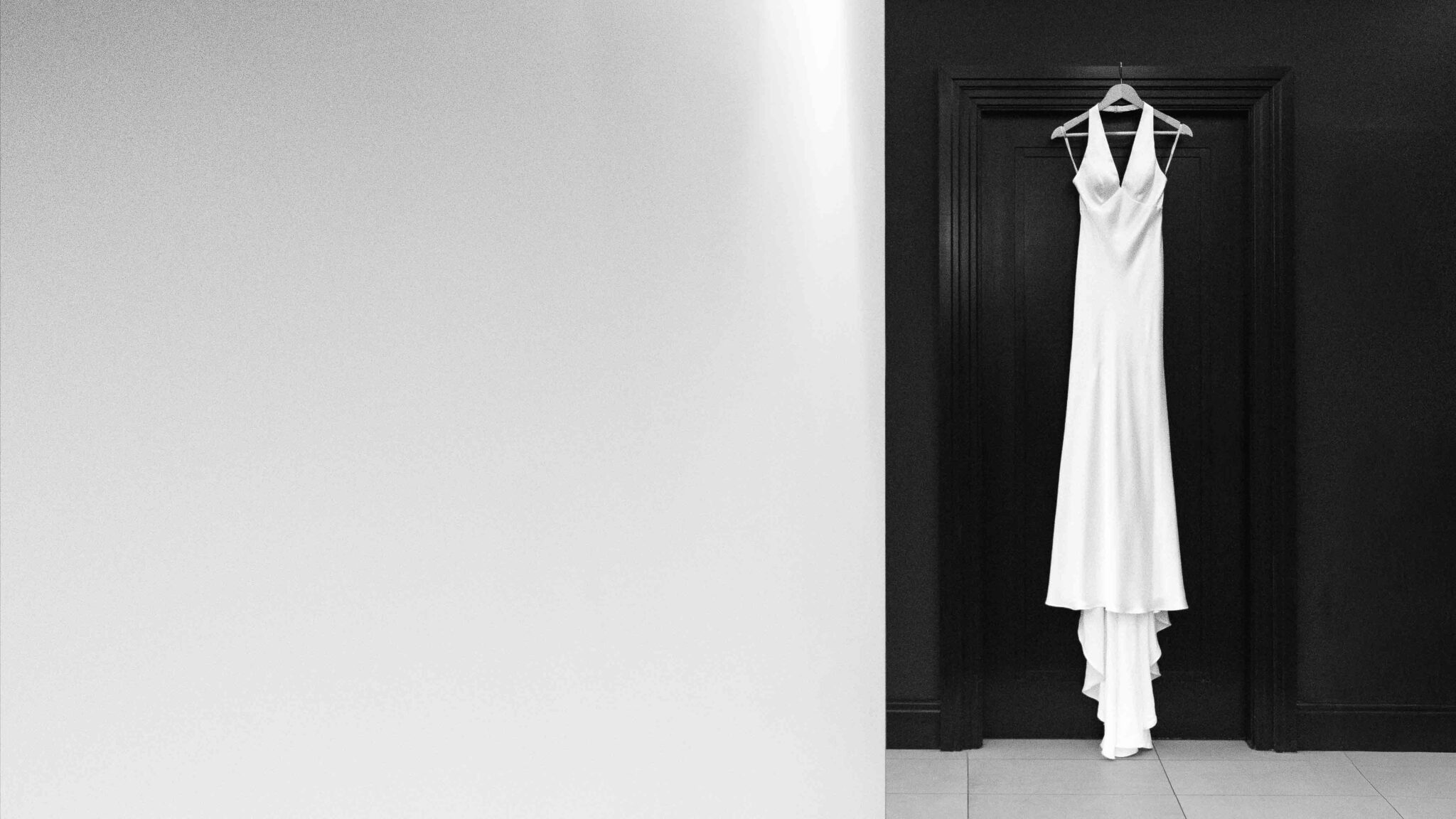 Folkster wedding dress hanging on the morning of the wedding at Vienna Woods Hotel, Cork wedding photographer
