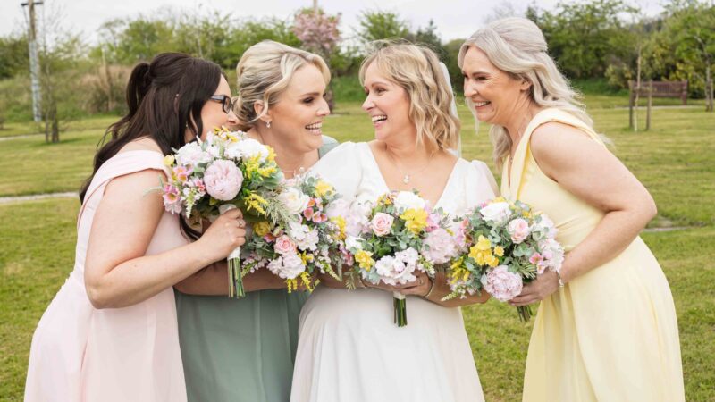 relaxed wedding photography devon inn hotel