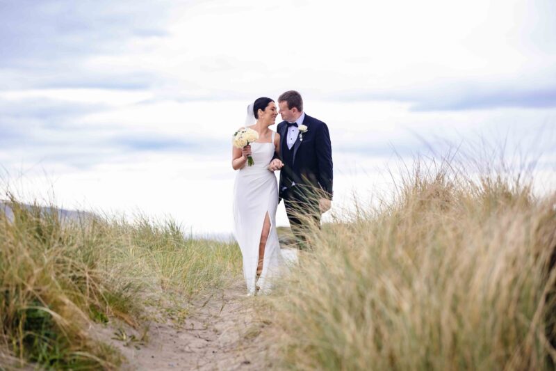 Natural wedding portraits beside the sea in Ireland – JOD Photography